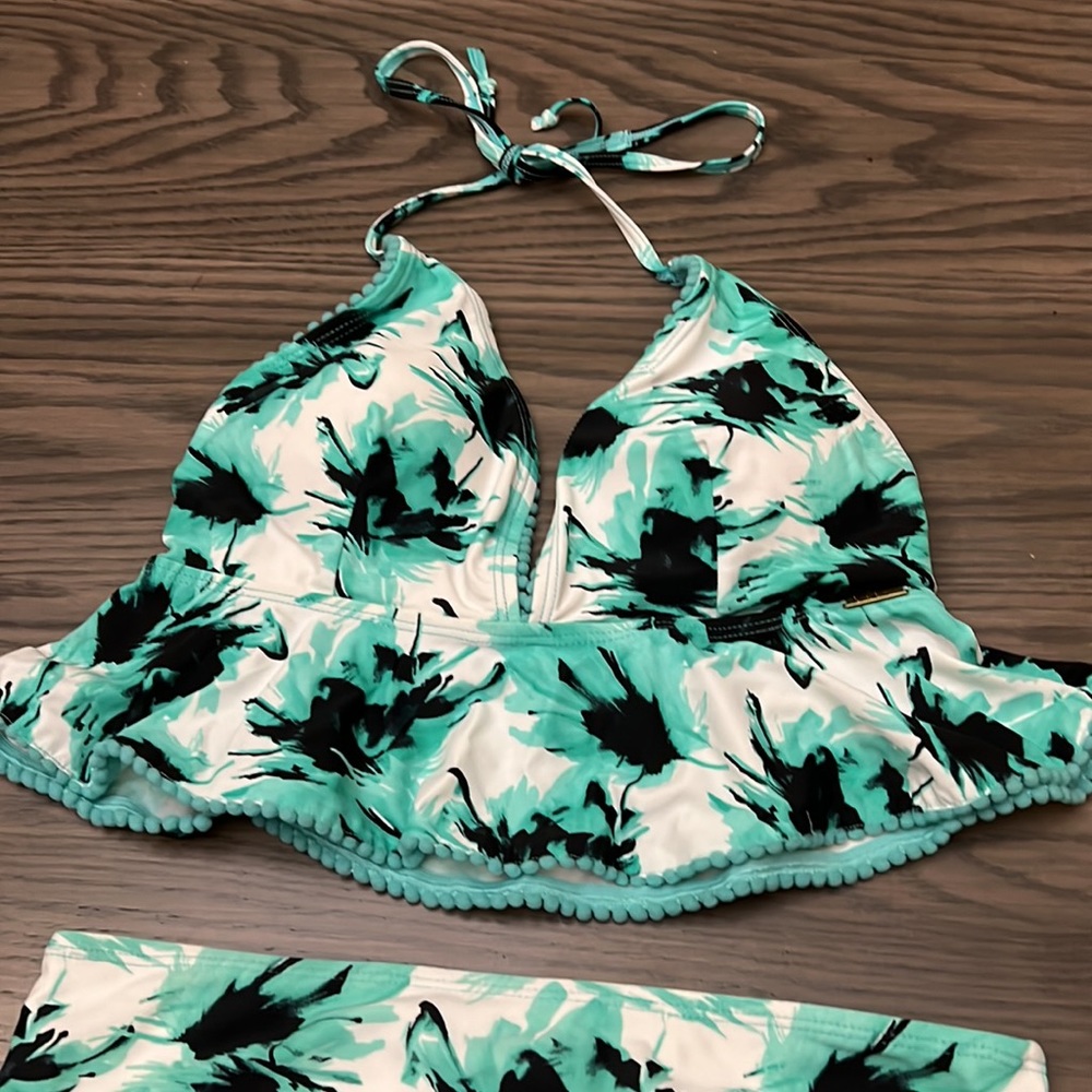 Nicole Miller Swim - Picture 2 of 7